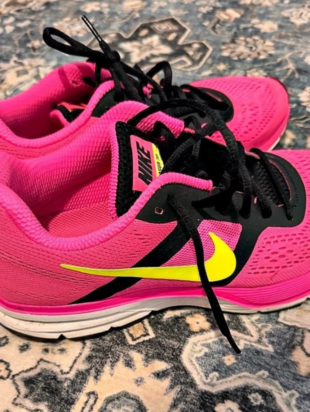 Women’s: Nike Free 5.0 Athletic Shoes Pink & Black US 10.5
